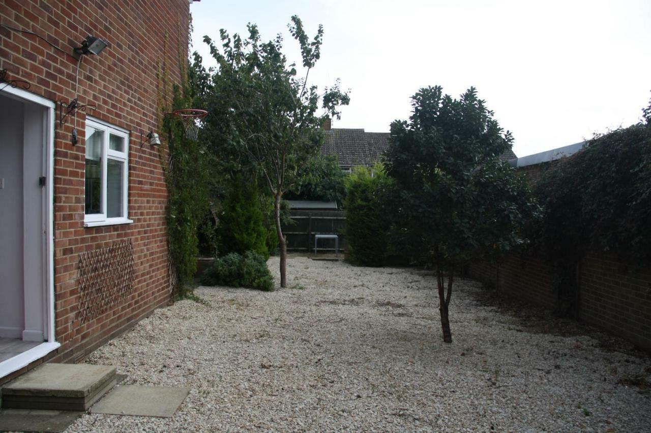 St Anne'S Serviced Accommodation - Bicester Oxfordshire Exterior photo
