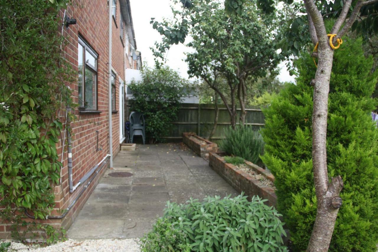 St Anne'S Serviced Accommodation - Bicester Oxfordshire Exterior photo