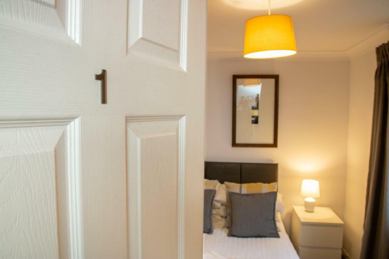St Anne'S Serviced Accommodation - Bicester Oxfordshire Exterior photo